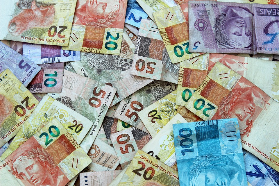 peníze Brazílie